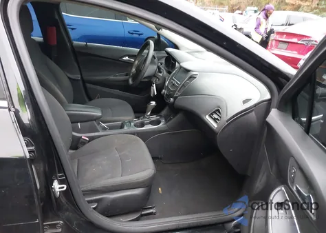 2018 Chevrolet Cruze Lt Auto z USA, uszkodzony, nr VIN 1G1BE5SM3J7117533